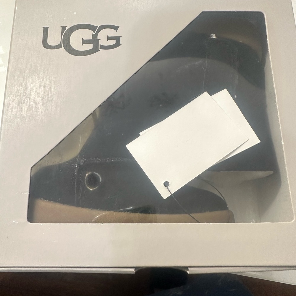 NWT Uggs baby boots